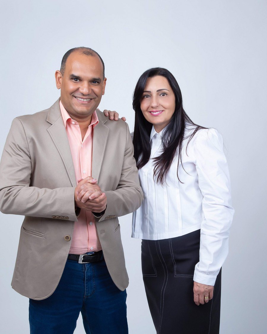 José Emidio e Milaine Calazans